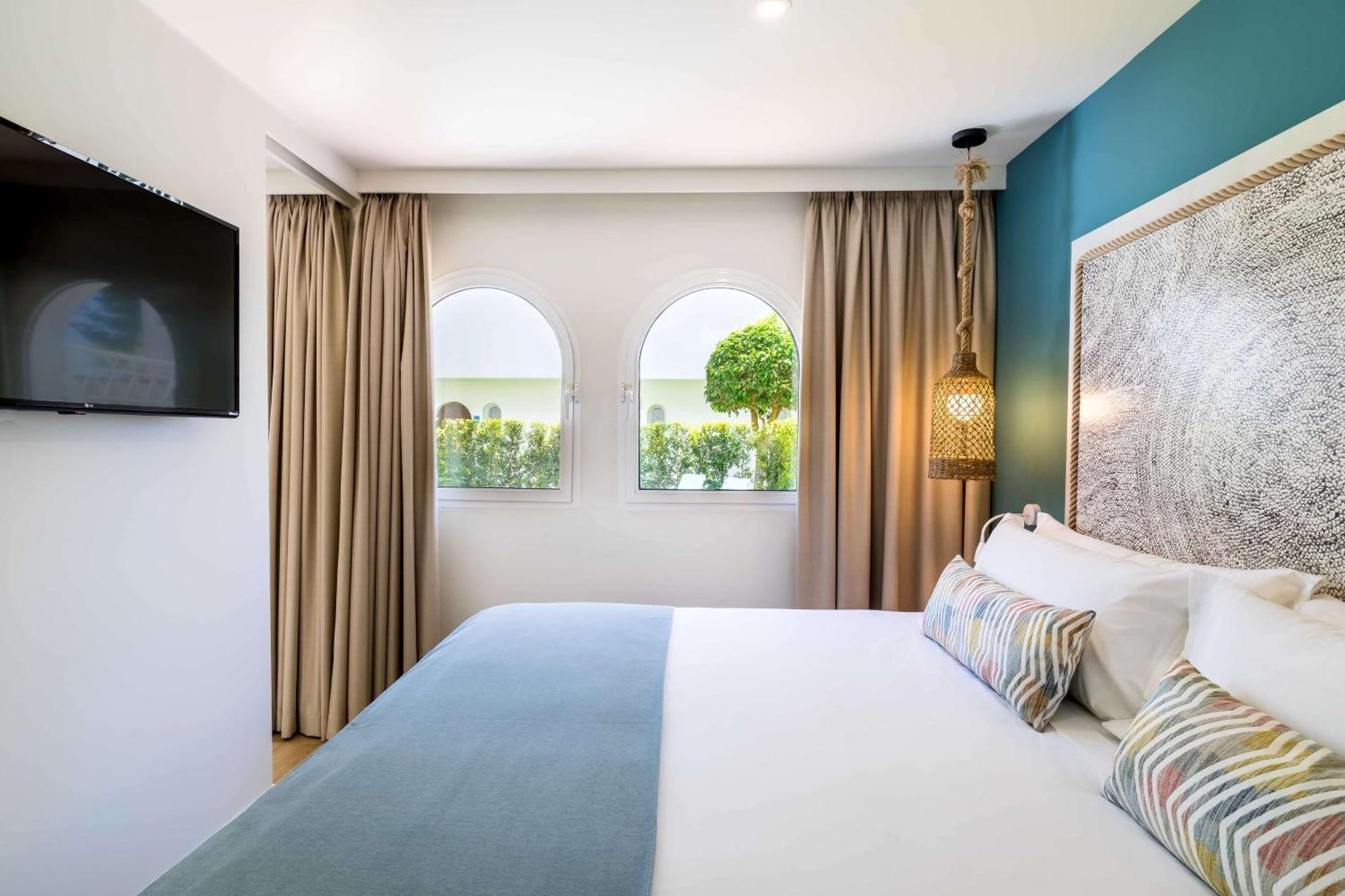 Готель Occidental Torremolinos Playa Екстер'єр фото
