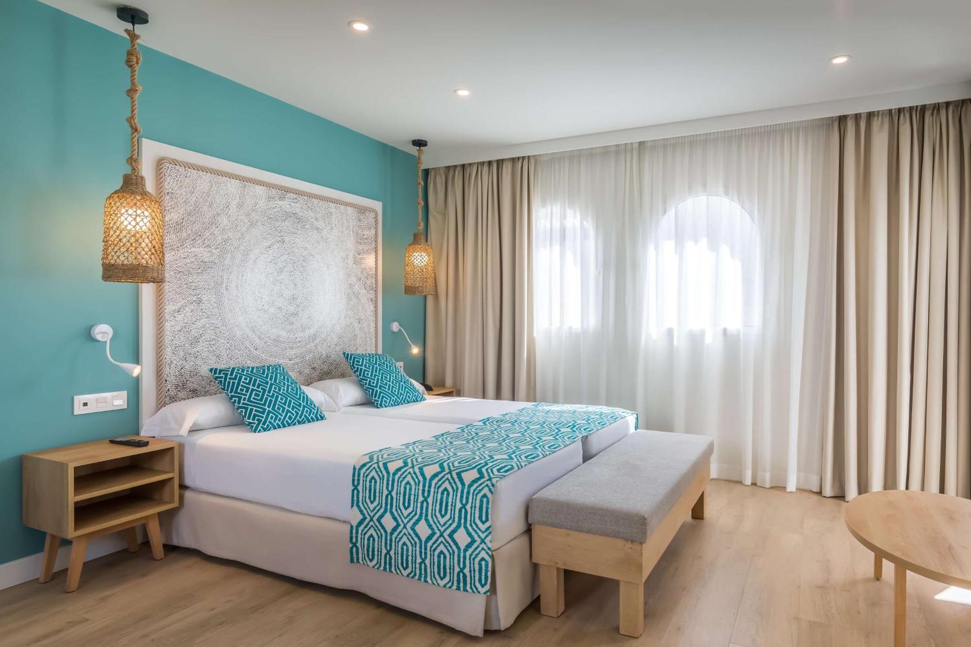 Готель Occidental Torremolinos Playa Екстер'єр фото